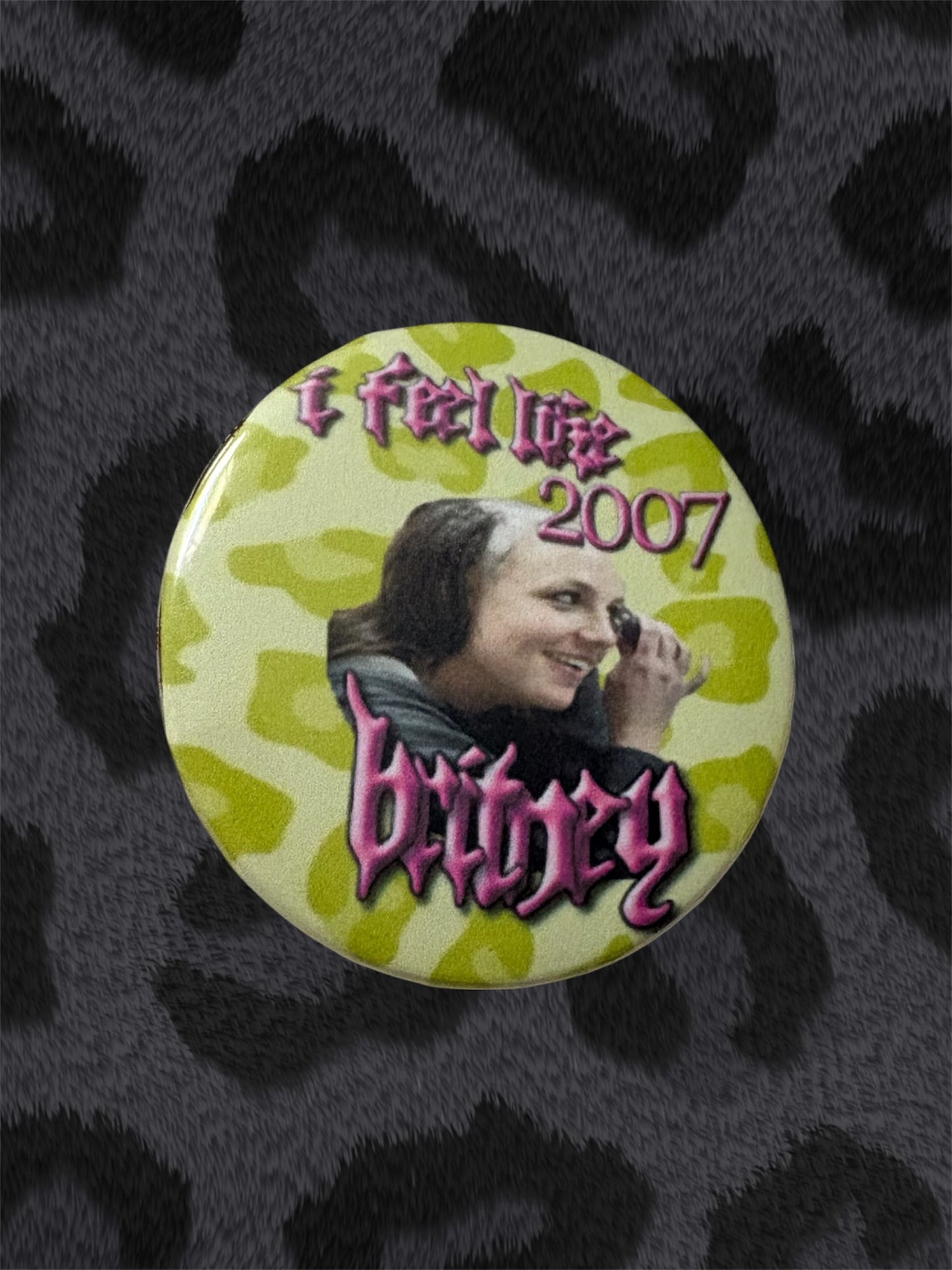 2007 BRITNEY Button